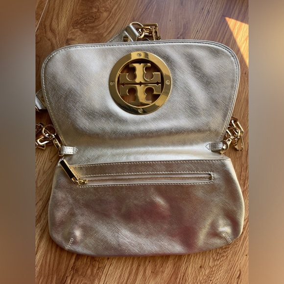 Tory Burch | Metallic Gold Leather Reva Chain Clutch w/ Dust Bag - Picture 7 of 17